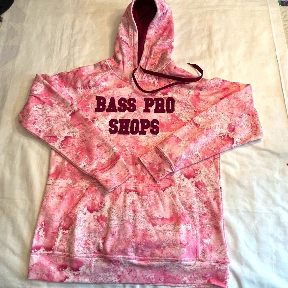 Bass Pro Shop pink hoodie - Medium